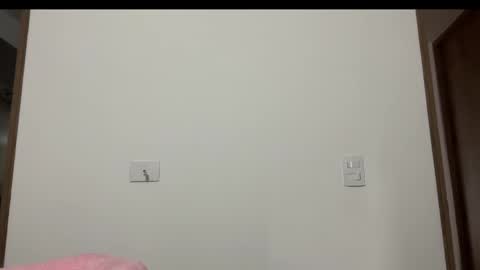 JEANNE no olvides seguirme dont forget follow me  uu online show from January 25, 7:49 pm