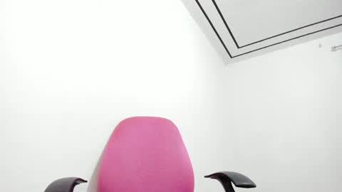 Annie  online show from March 11, 12:00 am