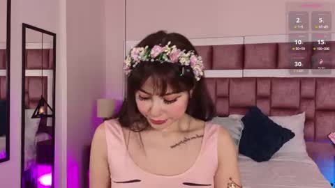 Annie online show from July 9, 11:45 am