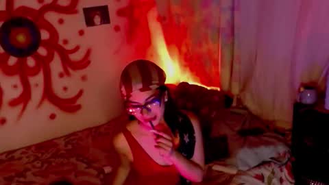 Annie Walker online show from October 14, 12:02 am