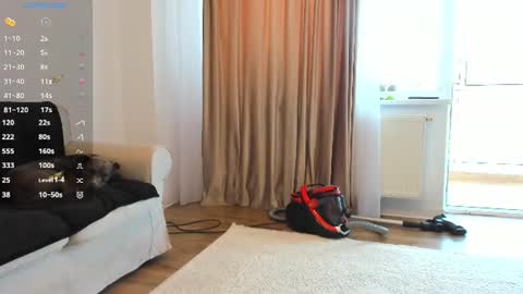 annisefoxy online show from July 29, 8:14 am