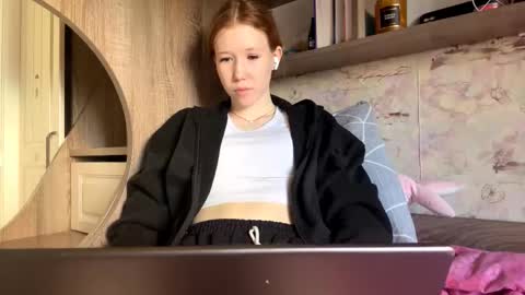 Kira online show from March 18, 10:31 am