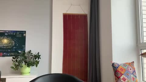 Snapshot of anntics_ chatting on October 12, 8:50 am N  antics online show from October 12, 8:50 am