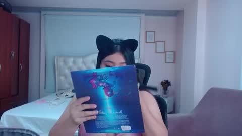 ANNY LOUIS online show from January 30, 2:27 am