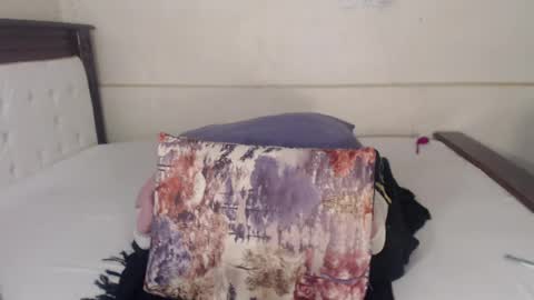 Anny online show from July 28, 5:24 pm