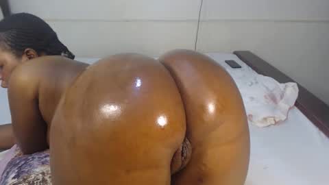 Anny online show from November 5, 8:52 am