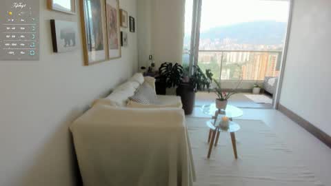 Snapshot of annybeiker chatting on September 10, 9:26 pm Anny online show from September 10, 9:26 pm