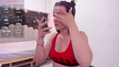 Anny online show from November 10, 8:37 pm