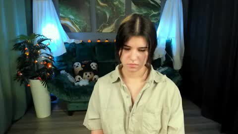 Anora online show from October 10, 6:35 pm