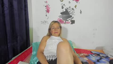 Snapshot of anthonela_mature_ chatting on February 24, 7:09 pm anthonela_mature_ online show from February 24, 7:09 pm