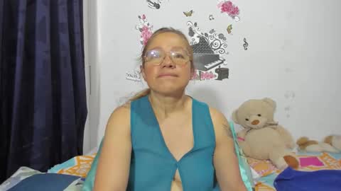 Snapshot of anthonela_mature_ chatting on October 20, 4:10 pm anthonela_mature_ online show from October 20, 4:10 pm