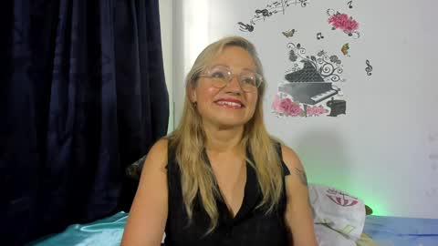 Snapshot of anthonela_mature_ chatting on January 14, 7:21 pm anthonela_mature_ online show from January 14, 7:21 pm