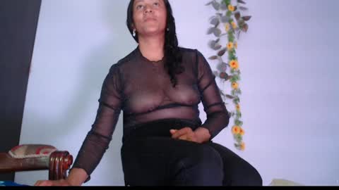 Snapshot of anto055 chatting on December 14, 2:22 am Antonella online show from December 14, 2:22 am