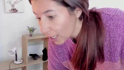 Snapshot of antoneella__ chatting on October 2, 12:10 pm Antonella online show from October 2, 12:10 pm