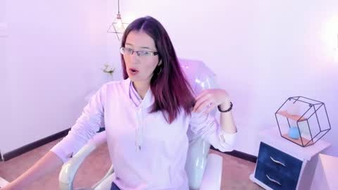 Snapshot of antoneella__ chatting on February 4, 12:11 pm Antonella online show from February 4, 12:11 pm