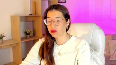 Snapshot of antoneella__ chatting on September 18, 12:15 pm Antonella online show from September 18, 12:15 pm