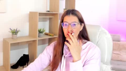 Snapshot of antoneella__ chatting on October 8, 12:20 pm Antonella online show from October 8, 12:20 pm