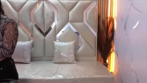 Snapshot of antonela_tp chatting on October 17, 2:09 pm Antonela online show from October 17, 2:09 pm