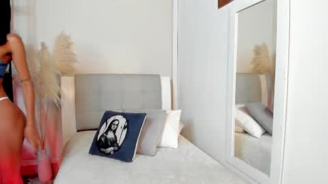 Antonela online show from September 15, 9:33 pm