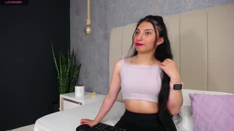 antonella_foxxxx online show from March 7, 4:57 am