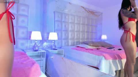 Snapshot of antonella_rossi24 chatting on February 6, 8:23 pm Antonella Rossi online show from February 6, 8:23 pm