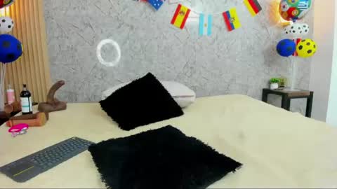 Anto online show from June 20, 9:29 pm