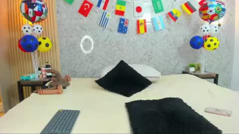 Anto online show from June 16, 9:05 pm