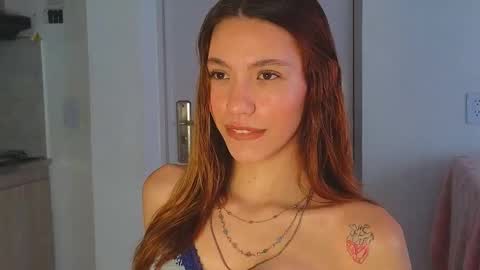 Snapshot of antonellarossii_ chatting on February 27, 1:28 pm Antonella  online show from February 27, 1:28 pm