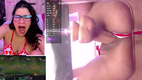 Snapshot of antonellavega__ chatting on September 21, 8:46 am Antonella online show from September 21, 8:46 am