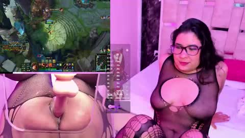 Snapshot of antonellavega__ chatting on September 24, 8:57 am Antonella online show from September 24, 8:57 am