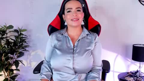 Snapshot of antoniacasarini chatting on February 20, 10:15 pm Antonia online show from February 20, 10:15 pm