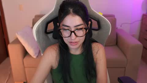 anya online show from July 28, 8:52 pm