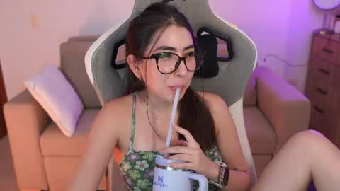 anya online show from June 24, 11:59 pm