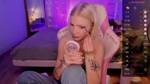 Anya online show from June 14, 8:36 am