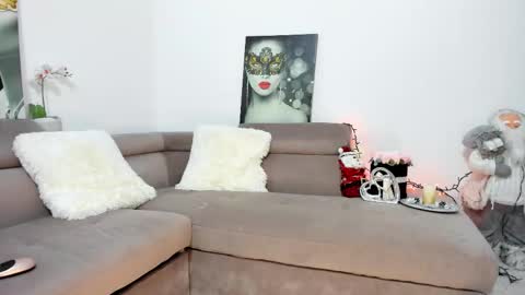 Anyta Doll online show from December 15, 5:45 am