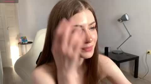 Bella online show from July 28, 5:13 pm
