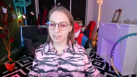 Snapshot of aphexqueen chatting on March 11, 9:13 am APHEX QUEEN online show from March 11, 9:13 am