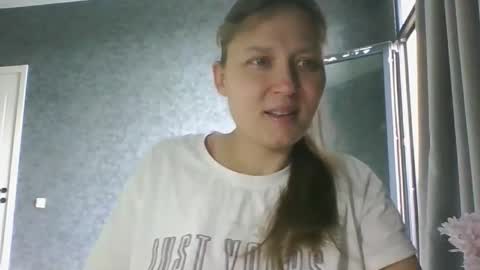 aphrodisiaque_ online show from May 6, 12:20 pm