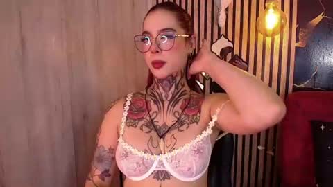 aphrodite__bloom online show from June 23, 10:08 pm
