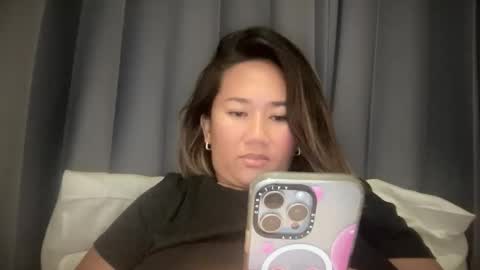 Anika online show from November 11, 8:33 am