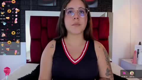 Snapshot of april1_sc chatting on December 10, 1:33 pm April SC online show from December 10, 1:33 pm