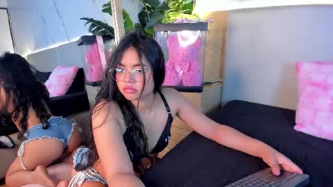 aprilgrey111 online show from July 21, 7:47 pm