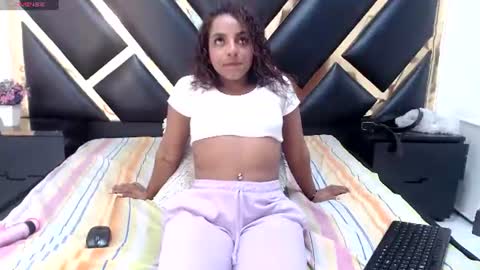april y crystal online show from June 9, 8:08 pm