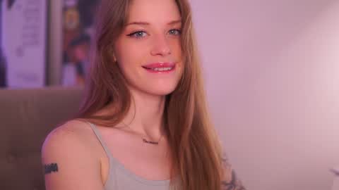 aqua_sultry online show from December 9, 10:43 am