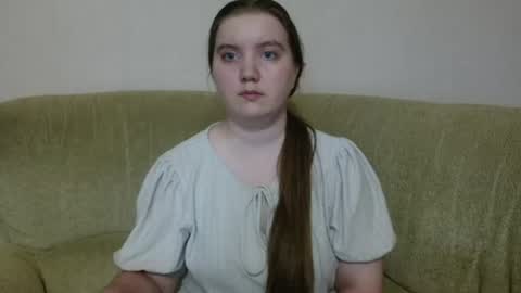 Josefin online show from July 11, 12:05 pm