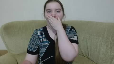 Josefin online show from July 6, 7:13 am