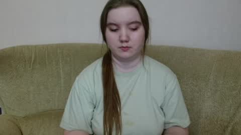 Josefin online show from June 18, 6:15 am