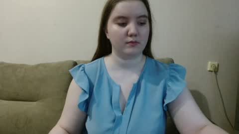 Josefin online show from June 15, 4:45 am