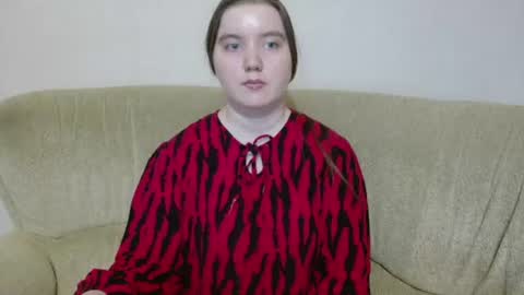 Josefin online show from July 24, 9:18 am