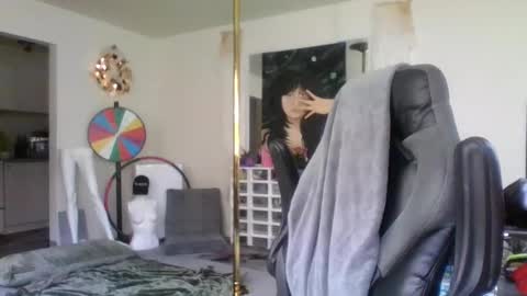 BustyPrincessLeila online show from September 18, 12:20 am